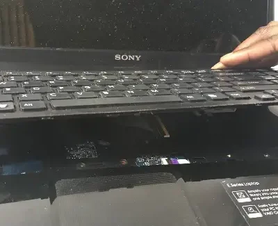 تعویض کیبورد لپ تاپ سونی